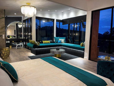 On Eagle Wings Mountain Retreat & Spa - Accommodation Gladstone 1