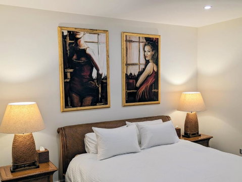 ONE Luxury Apartment - Accommodation Gladstone 0