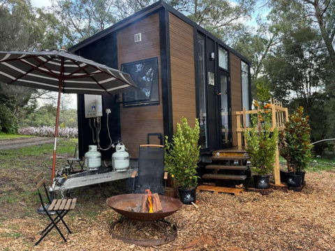Orange 1 By Tiny Away - Accommodation Gladstone 0