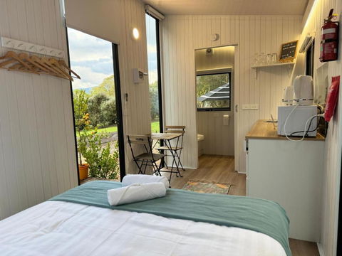 Orange 1 By Tiny Away - Accommodation Gladstone 1