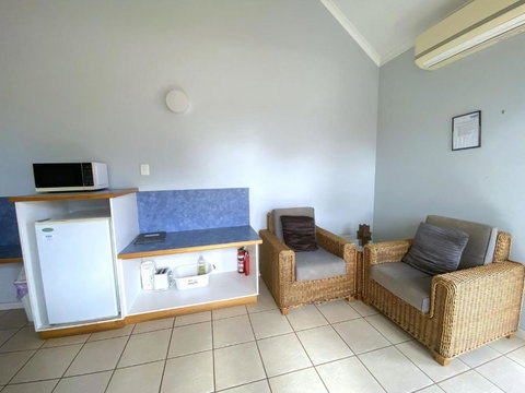 Osprey Holiday Village Unit 222 1 Bedroom - Accommodation Gladstone 3