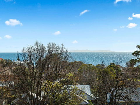 Osprey Mornington - Accommodation Gladstone 3