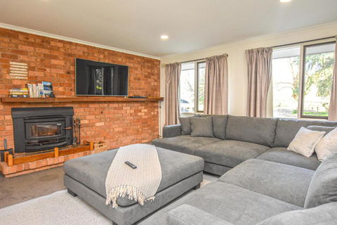 Ovens Valley Retreat - Accommodation Gladstone 1