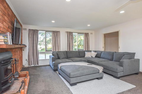 Ovens Valley Retreat - Accommodation Gladstone 0