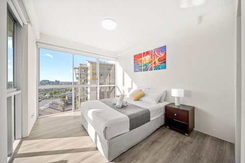Oxygen Apartments - Accommodation Gladstone 3