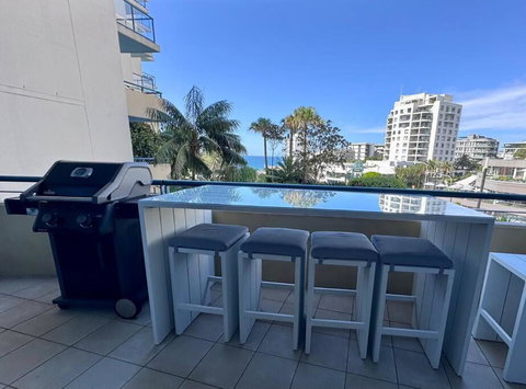 Ocean View Private Cronulla Apartment - Accommodation Gladstone 3