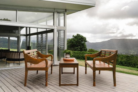 Origin House Carool - Accommodation Gladstone 3
