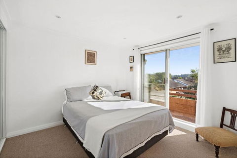 Pacific Gardens - Accommodation Gladstone 2