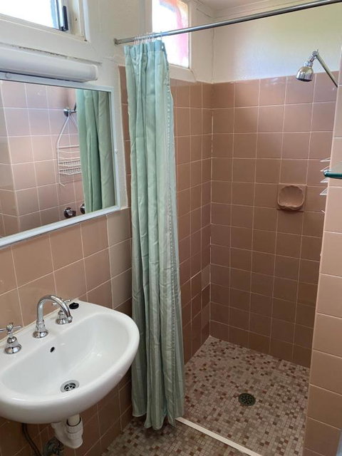 Paddle Steamer Motel - Accommodation Gladstone 2