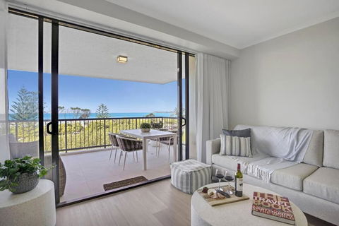 Panoramic Ocean View 2 Bed 2 Bath - Accommodation Gladstone 3
