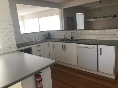 Panoramic Views On Walter - Accommodation Gladstone 3