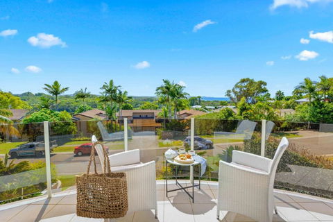 Paradise View @ Bonny Hills - Accommodation Gladstone 0