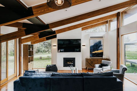 Park Crescent - Daylesford Macedon Region - Accommodation Gladstone 1