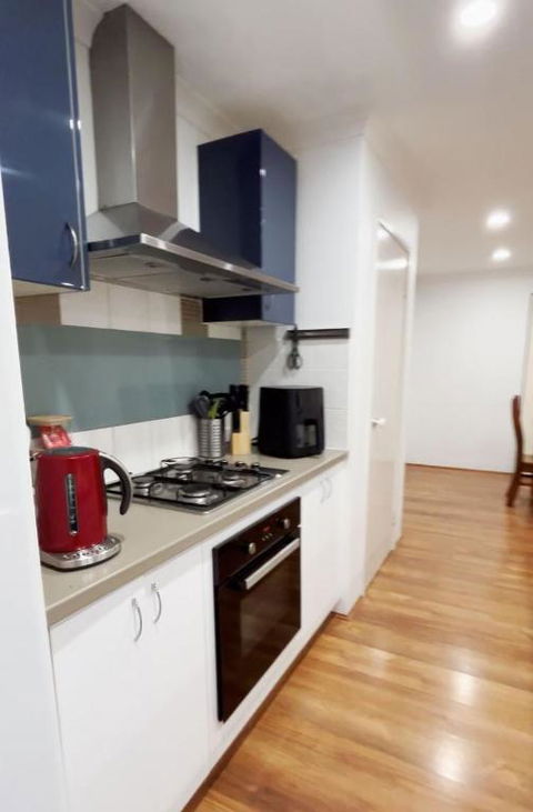 Parkside Pool Home In Aubin Grove - Accommodation Gladstone 1