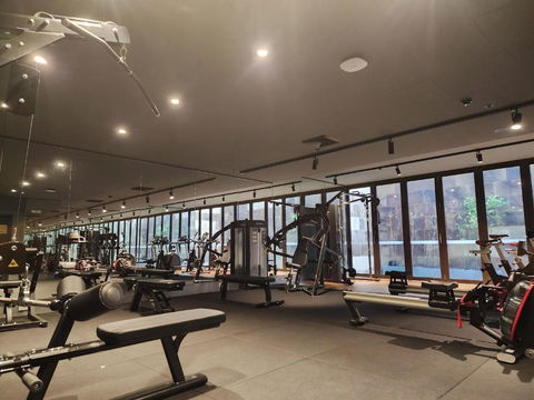 Parramatta Shared Apartment,gym,swimming Pool - Accommodation Gladstone 2