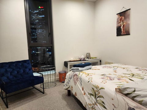 Parramatta Shared Apartment,gym,swimming Pool - Accommodation Gladstone 1