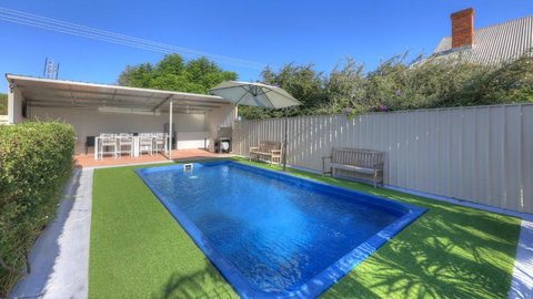 Paruna Motel - Accommodation Gladstone 2