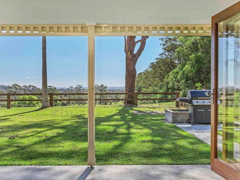 Pauls Farmhouse - Accommodation Gladstone 0