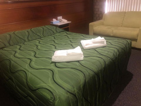 Pavlos Motel - Accommodation Gladstone 1