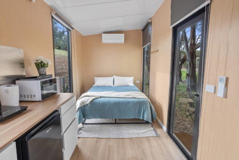 Pedlar Creek Tiny House By Tiny Away - Accommodation Gladstone 3