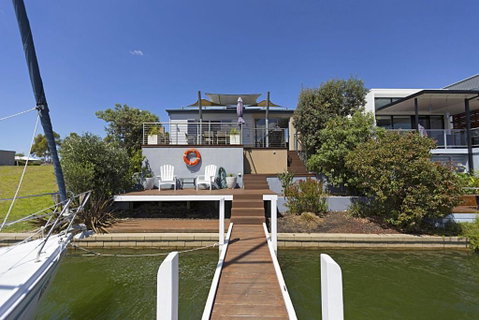 Pelican Landing - Accommodation Gladstone 3