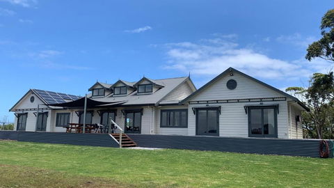 Peninsula At Metung House - Access By Boat Only - Accommodation Gladstone 2