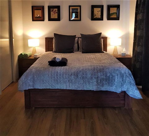 Pemberton Japanese Garden Studio - Accommodation Gladstone 3