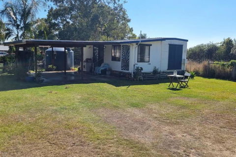 Pillar To Coast - Accommodation Gladstone 2