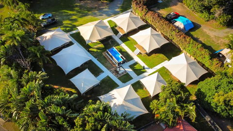 Poinciana At Cooee Bay - Accommodation Gladstone 2