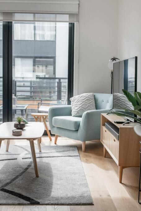 Perfect Port Melbourne Townhouse - Accommodation Gladstone 2