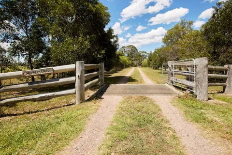 Peppercorns Riverside Farm Stay - Accommodation Gladstone 2