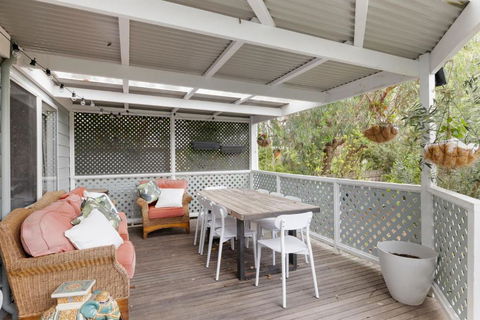 Peppermint Lookout - Accommodation Gladstone 3
