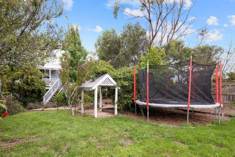 Peppermint Lookout - Accommodation Gladstone 2