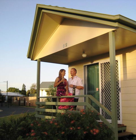 PepperTree Cabins, Kingaroy - Accommodation Gladstone 0