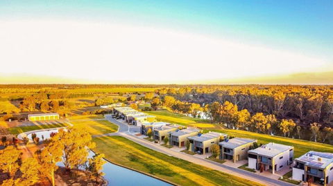 Perricoota Waters - Echuca Holiday Homes - Accommodation Gladstone 2