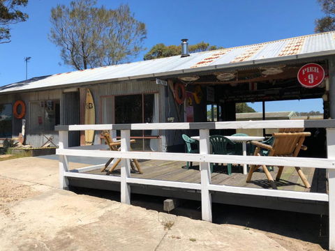 Pier 9 - Accommodation Gladstone 0