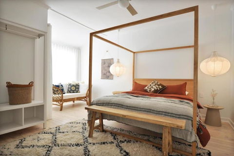 Pine At Arlos Glenelg South - Accommodation Gladstone 1
