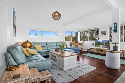 Pipe Dream - River Frontage With Amazing Views - Accommodation Gladstone 1
