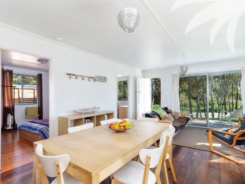 Pippis A Classic Beach House - Accommodation Gladstone 1