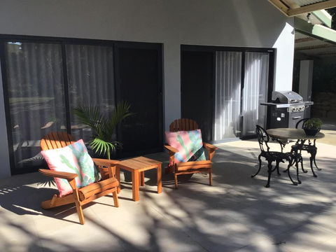 Port Elliot Rural Retreat - Accommodation Gladstone 1