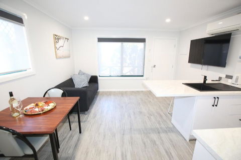 Port Lincoln Villas - Accommodation Gladstone 3