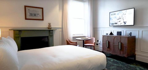 Portarlington Grand Hotel - Accommodation Gladstone 2