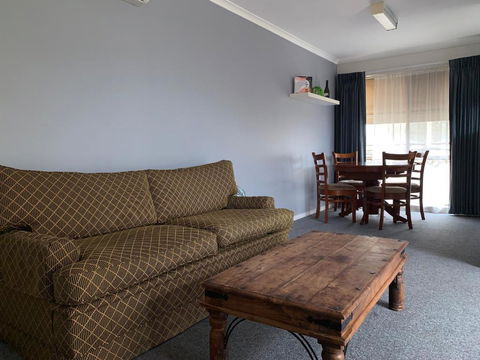 Portarlington Holiday Apartment - Accommodation Gladstone 3