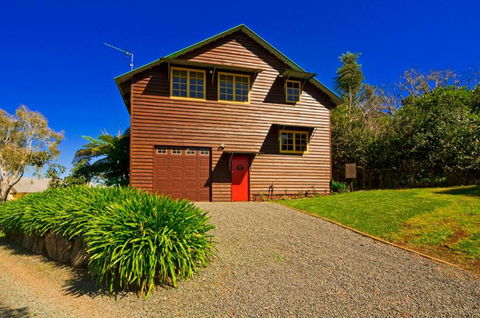 Possum Lodge At Cloudhill Estate - Accommodation Gladstone 1