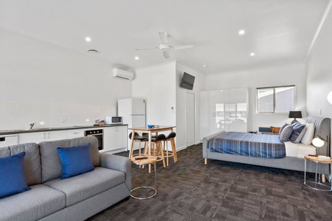 Port Lincoln Shark Apartment 4 - Accommodation Gladstone 0