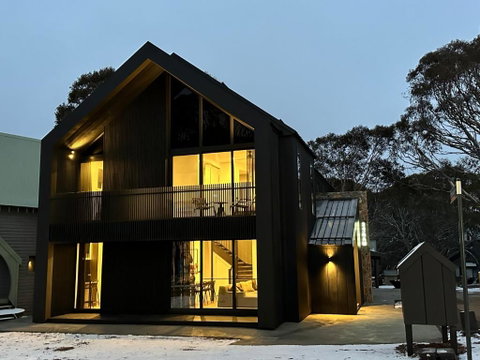 RAM, Alpine Getaways - Accommodation Gladstone 1