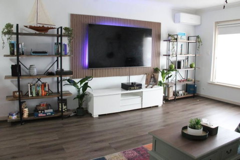 Raeside Home - Accommodation Gladstone 0