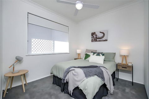 Prickly Pear Stays In Adamstown - Accommodation Gladstone 1