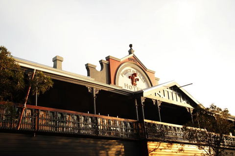 Prince Of Wales Hotel, Bunbury - Accommodation Gladstone 1
