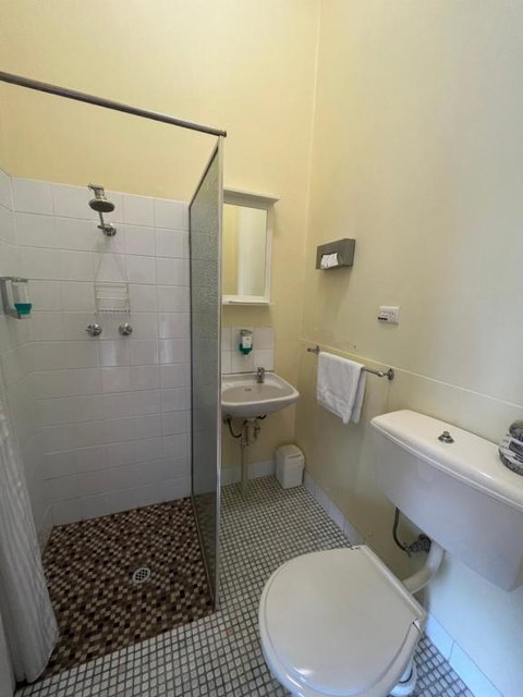 Princes Lodge Motel - Accommodation Gladstone 3